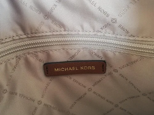 Miniatura 5 de Michael Kors - Bolso tote Charlotte grande con cremallera en la parte superior