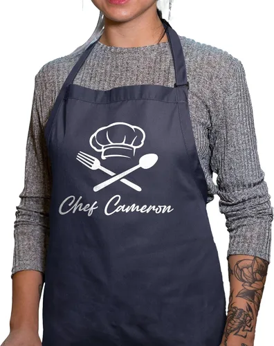 Miniatura 2 de ROKO CLOTHING Delantal de chef personalizado con nombre para hombres y mujeres con bolsillos, regalos personalizados para hornear, regalo de cocina