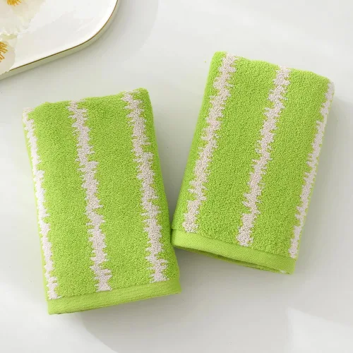 Miniatura 3 de YiLUOMO Toalla de mano verde moderna con diseño de ondas, súper suave, 100% algodón, altamente absorbente, toallas de mano para baño, 13 x 29