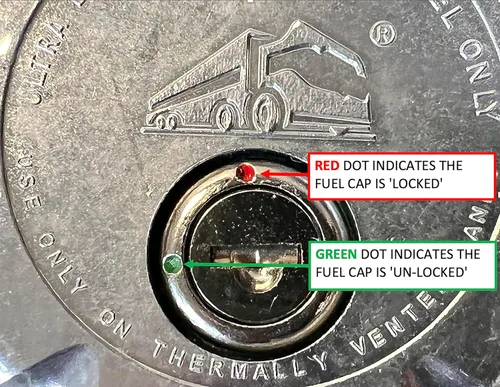 Miniatura 6 de Llaves iguales par 1/4 vuelta de bloqueo de aluminio diesel tapas de combustible para ciertos Freightliners