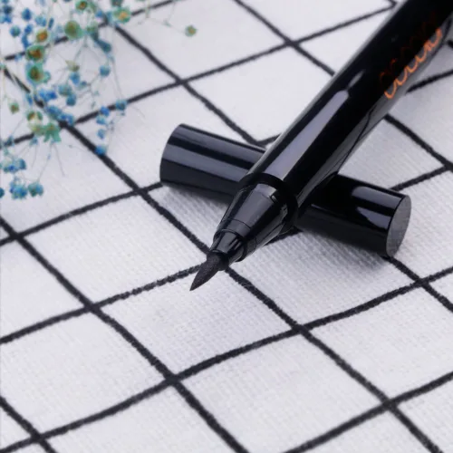 Miniatura 4 de Docolor Delineador de ojos impermeable súper delgado y duradero, delineador de ojos líquido gel marrón