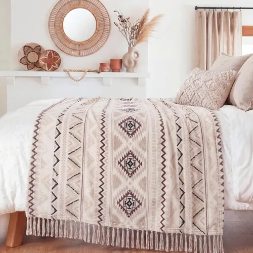 Miniatura 6 de CASAAGUSTO Manta Boho - Mantas Decorativas Beige y Gris con Borla, Manta Bohemia de Franela Estampada para Silla, Cama, Sofá, Sillón