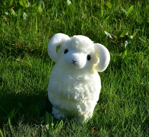Miniatura 6 de Peluche de oveja de peluche adorable y esponjoso, súper suave y lindo, muñeca de cordero, regalos bonitos para niños y niñas, regalo para cumpleaños