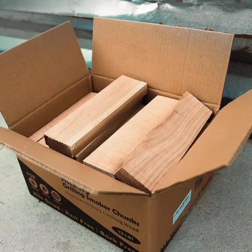 Miniatura 6 de CONSDAN Astillas de madera de nogal para ahumador y barbacoa, cultivadas en Estados Unidos, secadas al horno, trozos de madera natural (12 libras)