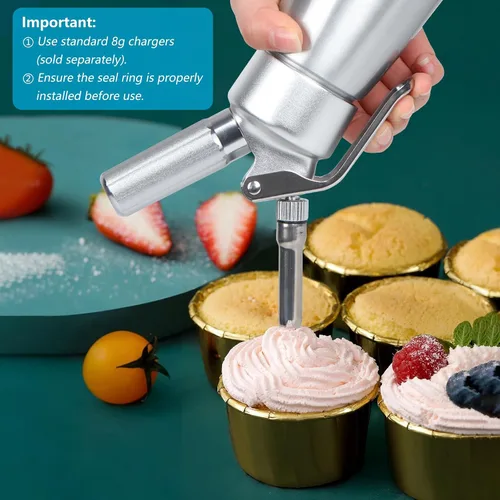 Miniatura 2 de Dispensador de crema batida de 16.9 fl oz, recipiente de aluminio de 1 pinta de crema batida con 6 boquillas de decoración, batidor de crema batida