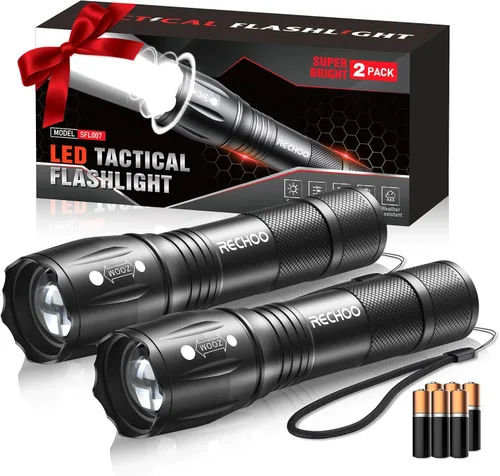 Miniatura 11 de RECHOO Paquete de 4 linternas LED, linternas pequeñas brillantes de alto lúmenes con 3 modos, mini linterna de bolsillo alimentada por batería, foco