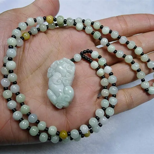 Envío Directo Piedra Natural"pi xiu" colgante Birmania jades colgante Valiente tropa colgante Regalo amantes cuentas Collar COLGANTE