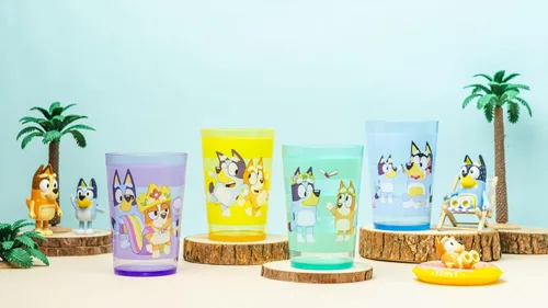 Miniatura 9 de Zak Designs - Juego de vasos de anidación Bluey incluye vasos de plástico duraderos con variedad de ilustraciones, divertidos vasos perfectos