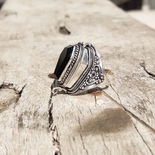 Miniatura 2 de Black Onyx Box Ring, Coffin Box Ring, Unique Jewelry, Boho Style, Poison box Ring, Handmade Poison Ring, Openable Poison Ring, Poison ring, Silver