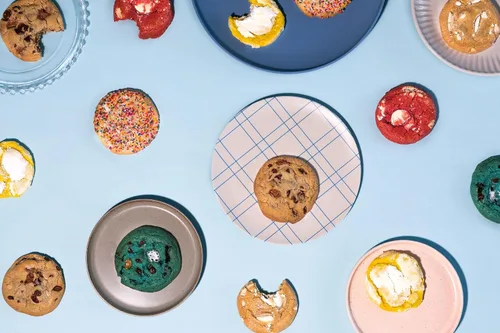 Miniatura 5 de The Cravory: Galletas recién horneadas – La mezcla más vendida – 18 galletas, 2.0 onzas cada una – Sabores surtidos – Horneadas frescas – Postre