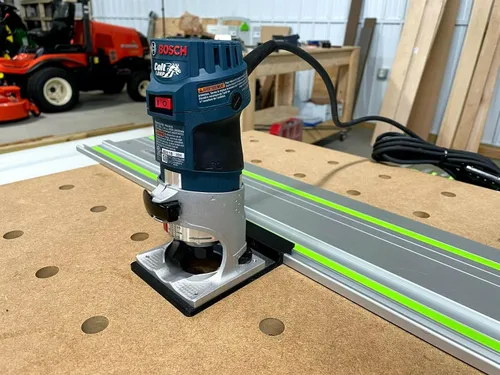 Miniatura 3 de ToolCurve Adaptador de riel guía compatible con el enrutador Bosch Colt 1HP - Fabricado en Estados Unidos