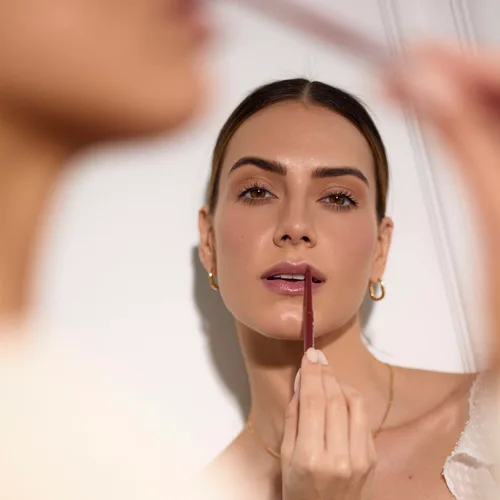 Miniatura 7 de Palladio Delineador de labios retráctil impermeable, color cremoso y de alto pigmento, fórmula antideslizante de larga duración, sin necesidad
