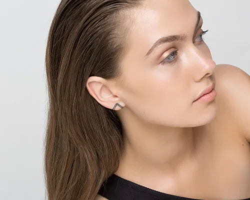 Miniatura 20 de Emmanuela - Aretes de aro texturizados en forma de V, plata de ley 925 chapada en oro, estilo minimalista, moderno, sexy, hipoalergénicos y sin