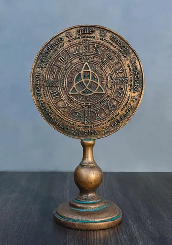Miniatura 8 de Ebros Gift Wicca Paranormal Celta Sabbat Rune Symbols Triqueta Triquetra Knotwork Wheel of the Year Escritorio Figurine Stand Escultura Pagan Witch