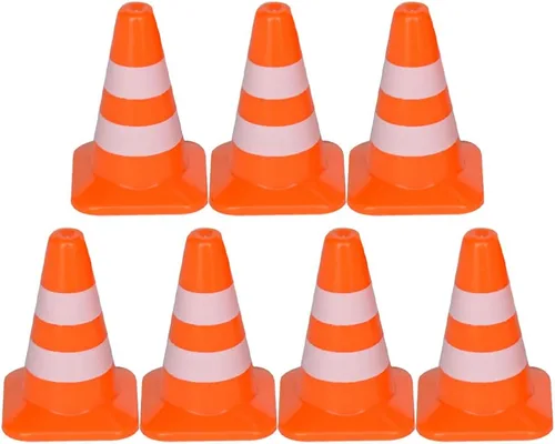 TOYANDONA 7 mini conos de tráfico, 1. Señales de tráfico de juego de 37 pulgadas, conos de seguridad, mini señales de tráfico de juguete para niños