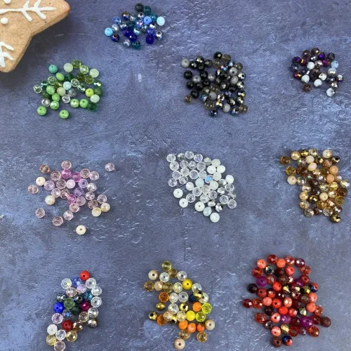 Miniatura 4 de 500 piezas de cuentas de cristal de vidrio facetado de 4 mm con agujero para pulseras, collares, aretes, joyería DIY, manualidades (Serie Negra)