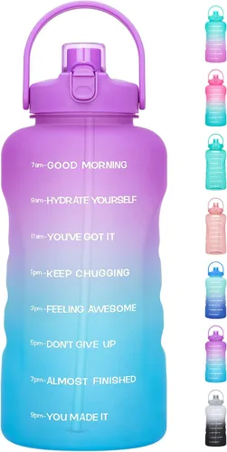 Botella de agua de un galón con popote, 128 onzas (3.8 L), libre de BPA - Innovadora botella deportiva con tapa 2 en 1 con recordatorios Jacaranda