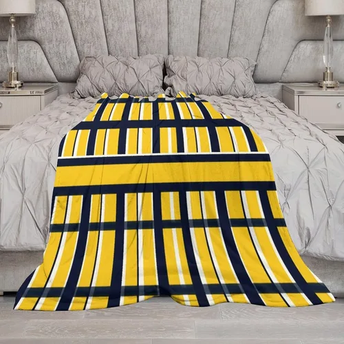 Miniatura 6 de Manta de rayas náuticas amarillas y azul marino, moderna, ultrasuave, manta de microfibra para sofá, cama para niños y adultos, 30 x 40 pulgadas
