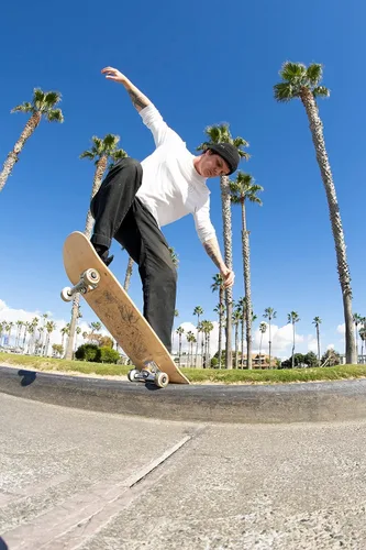Miniatura 5 de Fireball SuperSlip Pro - Cera para patineta para rieles, hecha en Estados Unidos, cera para patinetas agresivas en línea y monopatines, fórmula