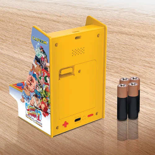 Miniatura 3 de My Arcade Super Street Fighter II Nano Player Pro: 2 Games in 1, 4.8" Video Game Collectible