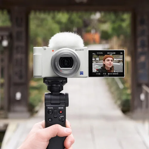 Miniatura 2 de Cámara digital Sony ZV-1 para creadores de contenido, vlogging y YouTube con pantalla giratoria, micrófono incorporado, video 4K HDR, pantalla Blanco