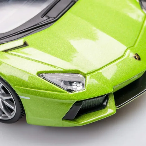 Miniatura 5 de Maqueta de auto Lamborghini Aventador Die Cast, de Maisto (escala 1:24)