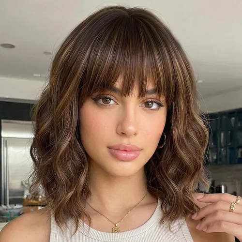 Miniatura 21 de AISI HAIR Peluca Bob Sintética Rizada y Ondulada Marrón Natural con Flequillo para Mujeres, 21-23 Pulgadas Marrón oscuro