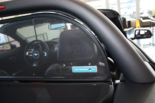 Miniatura 7 de Mustang - Deflector de viento convertible Love The Drive 2015 a 2023 compatible con una barra de luz CDC, barra de luz Saleen, barra de luz Roush