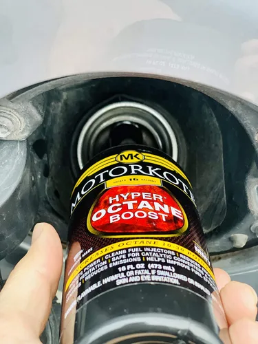 Miniatura 4 de MotorKote Tratamiento de combustible Hyper Octane Boost 16oz, paquete de 6