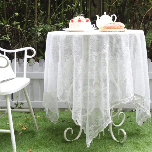 vctops Mantel de encaje bordado floral vintage con borlas de cuentas cuadrado para bodas, fiestas, banquetes, decoraciones románticas (blanco, 57 x