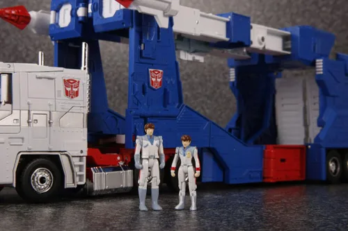 Miniatura 11 de Figura de acción Transformers Masterpiece colección japonesa, Ultra Magnus MP-22 [edición Perfect]