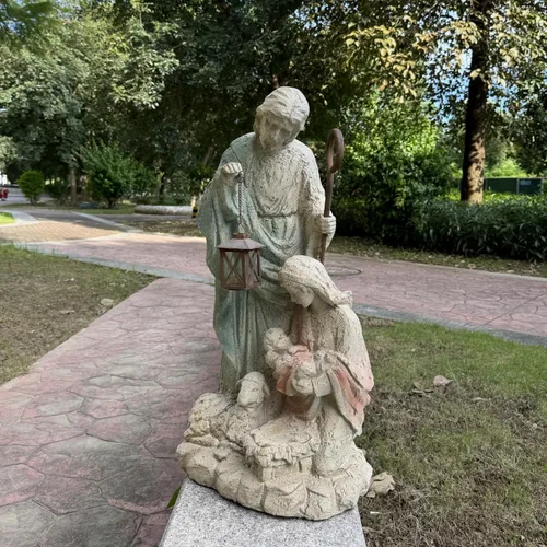 Miniatura 9 de Estatua de jardín de la Sagrada Familia, escultura católica grande al aire libre H31.5 pulgadas, gran Sagrado San José alto, Virgen María