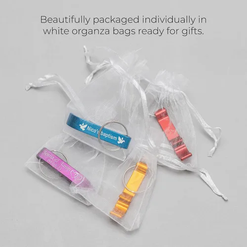 Miniatura 4 de Lote personalizado de llavero abrebotellas con bolsas de organza, recuerdos de boda grabados personalizados para invitados a granel, regalo