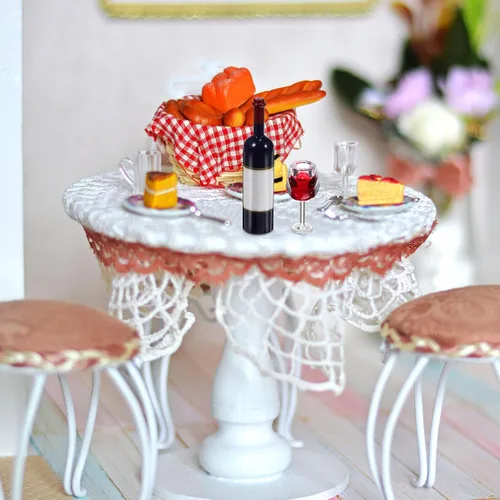 Miniatura 7 de NUOBESTY - Juego de 10 copas de vino en miniatura para casa de muñecas con 8 mini botellas, color rojo oscuro, decoración de copa pequeña para casa