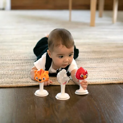 Miniatura 2 de Baby Einstein Rattle & Jingle Trio - Juego de sonajeros musicales para llevar para silla alta a partir de 6 meses, multicolor, 3 unidades Sonajero