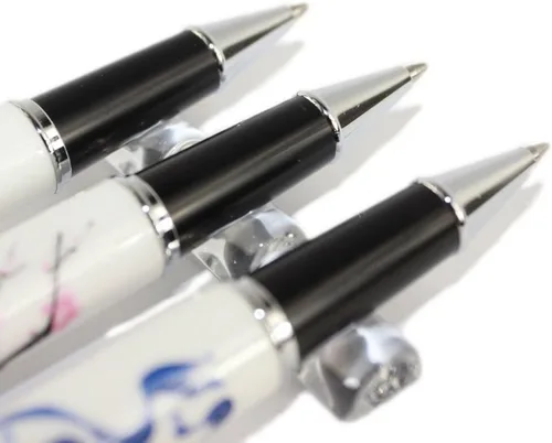 Miniatura 4 de Gullor 3 Pcs Rollerball Pen 8802 Blanco y Negro, clip plateado, tres patrones