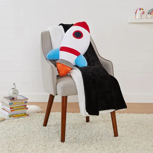 Miniatura 5 de Amazon Basics Decoración de habitación de niños, almohada decorativa de cohetes espaciales, nave espacial, poliéster, surtido, 16.5 x 4 pulgadas