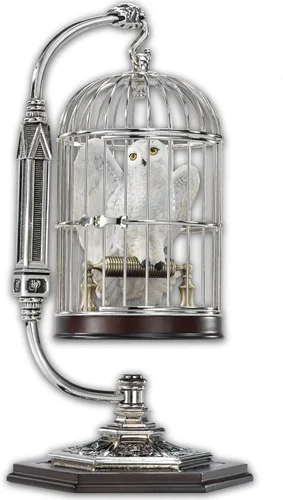 The Noble Collection Harry Potter Hedwig miniatura en jaula – Escultura de búho nevado de resina en pedestal de metal y madera – Set de película con