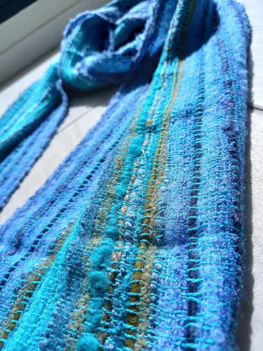 Miniatura 6 de Bufanda hecha a mano de alpaca del bebé para las mujeres. accesorio exclusivo y de moda