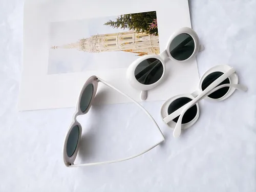 Miniatura 4 de FOURCHEN Clout Gafas de sol para niños Bold Retro Oval Round Lens