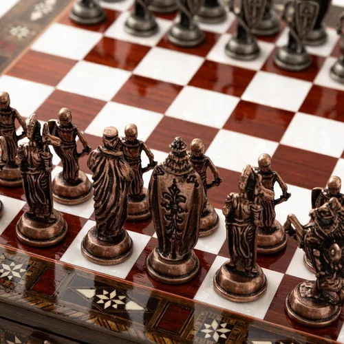 Miniatura 6 de Juego de ajedrez de madera de lujo con piezas metálicas del ejército británico, tablero de ajedrez de nogal hecho a mano con almacenamiento, regalo