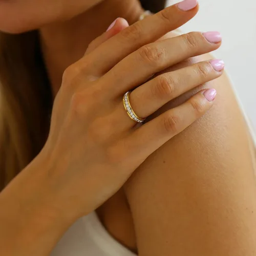 Miniatura 2 de Kyazeo Delicados anillos de circonita cúbica para mujer, chapados en oro de 18 quilates, con circonita cúbica simple, anillo de amor eterno, anillos