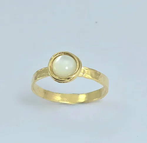 Miniatura 35 de Anillo de oro de piedras preciosas, anillo de piedra chapada en oro de 14 quilates, anillo de piedra apilable, anillo de oro de piedra pequeña