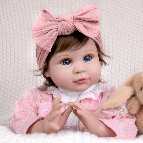 Miniatura 3 de Aori Muñecas realistas de bebé Reborn – Bebé niña realista de 22 pulgadas con biberón y chupete, cuerpo de tela pesada para una sensación realista
