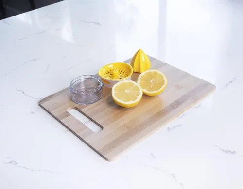 Miniatura 8 de Joie Kitchen Gadgets Joie Squeeze and Pour Juicer Escariador, 10 cucharaditas, amarillo