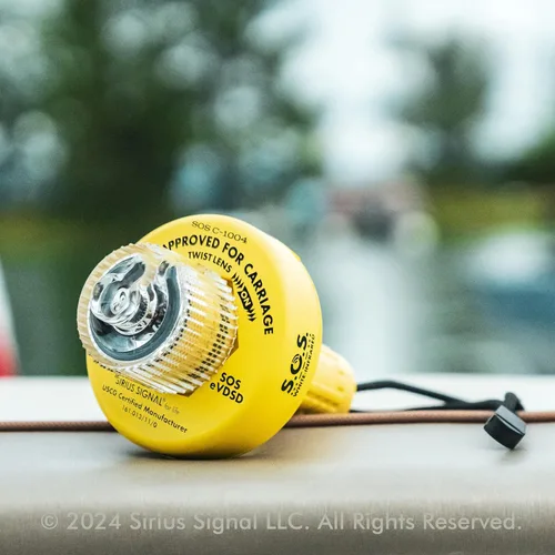 Miniatura 5 de Sirius Signal C-1004 SOS - Señal de socorro LED, blanco e infrarrojo, aprobado por USCG, incluye soporte de pantalla, soporte de almacenamiento