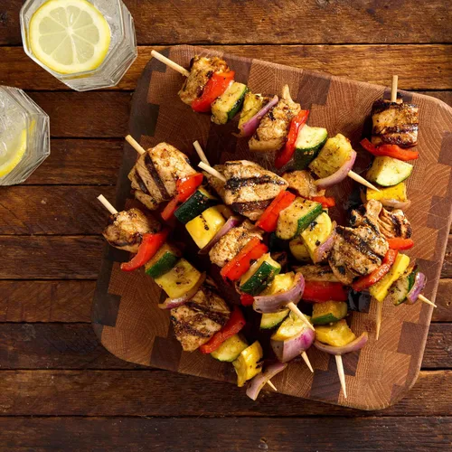 Miniatura 11 de Especias McCormick Grill Mates, paquete variado para asado diario (carne de Montreal, pollo Montreal, ajo asado y hierbas, hamburguesa), 4