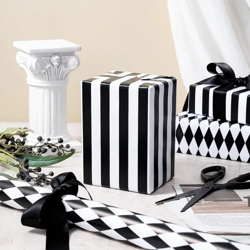 Miniatura 4 de RUSPEPA Rollo de papel de regalo reversible, mini rollo, rayas blancas y negras y patrón de diamantes para regalo de cumpleaños, bodas