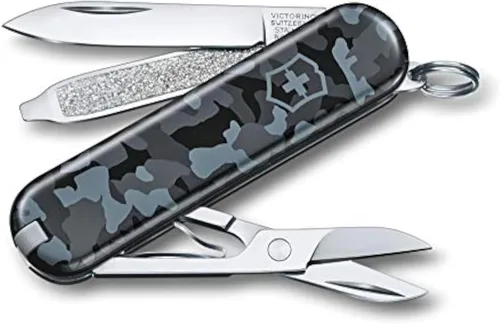 Victorinox Classic SD Swiss Army Cuchillo compacto, 7 funciones, navaja de bolsillo de fabricación suiza con hoja pequeña, destornillador y llavero,