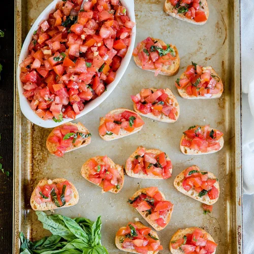 Miniatura 8 de TomorrowSeeds - Semillas de tomate Moneymaker Vine - Más de 100 unidades - para plantar tomates indeterminados 2025 Cordon sin OMG EE. UU. Frutas